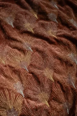 Copriletto Peacock in Velluto Ricamato